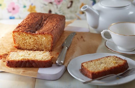 Image of "Lemon and cardamom drizzle cake with stem ginger"