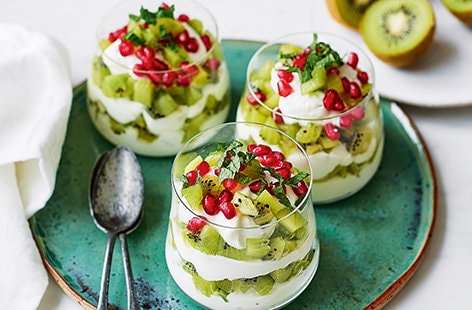 Image of "Kiwi and coconut parfait"