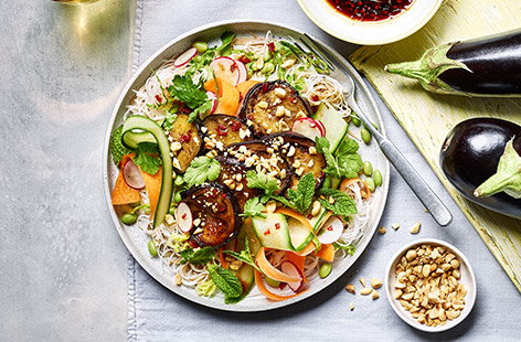 Image of "Aubergine bun chay"
