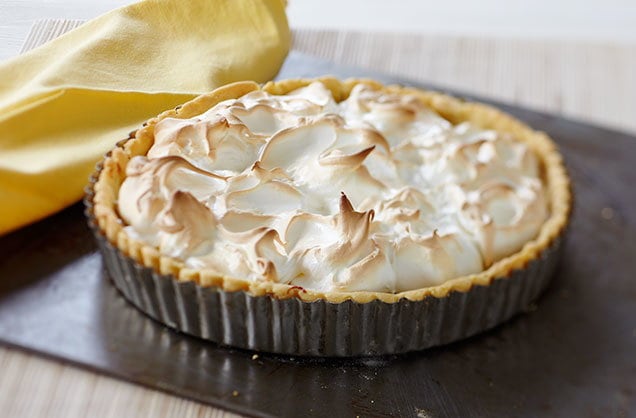 Gluten-free lemon meringue pie