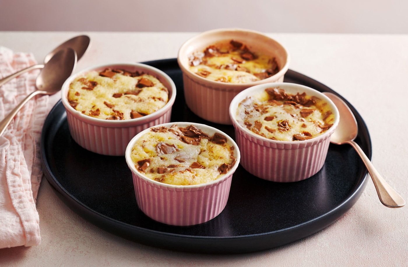 Microwave chocolate chip cookie pots