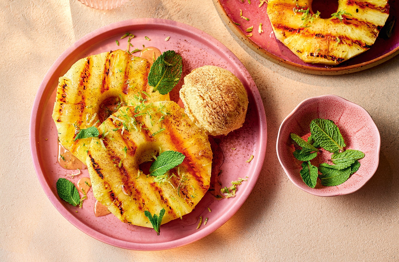 Cinnamon-spiced barbecued pineapple