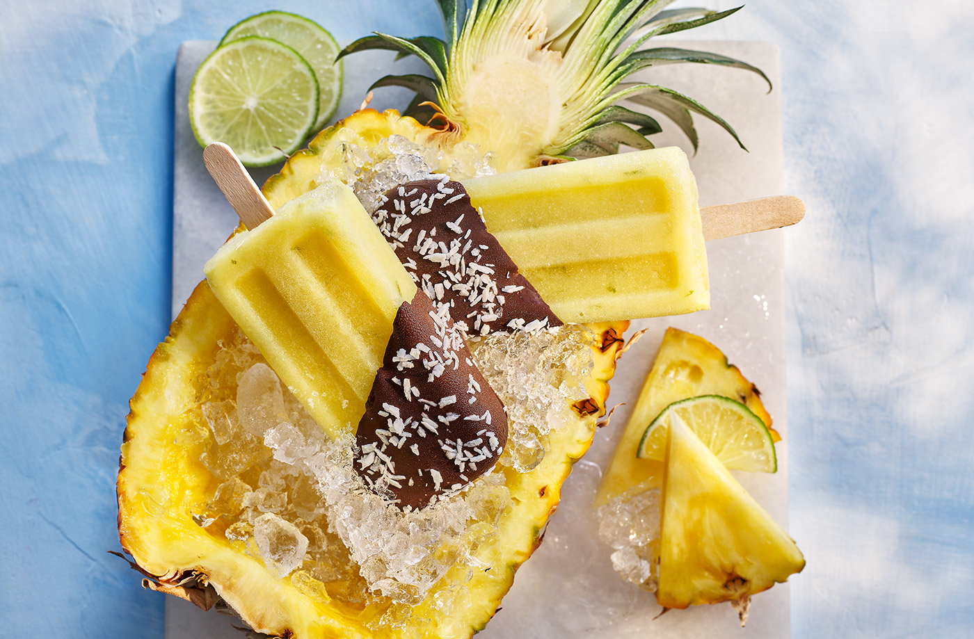 Piña colada ice lollies