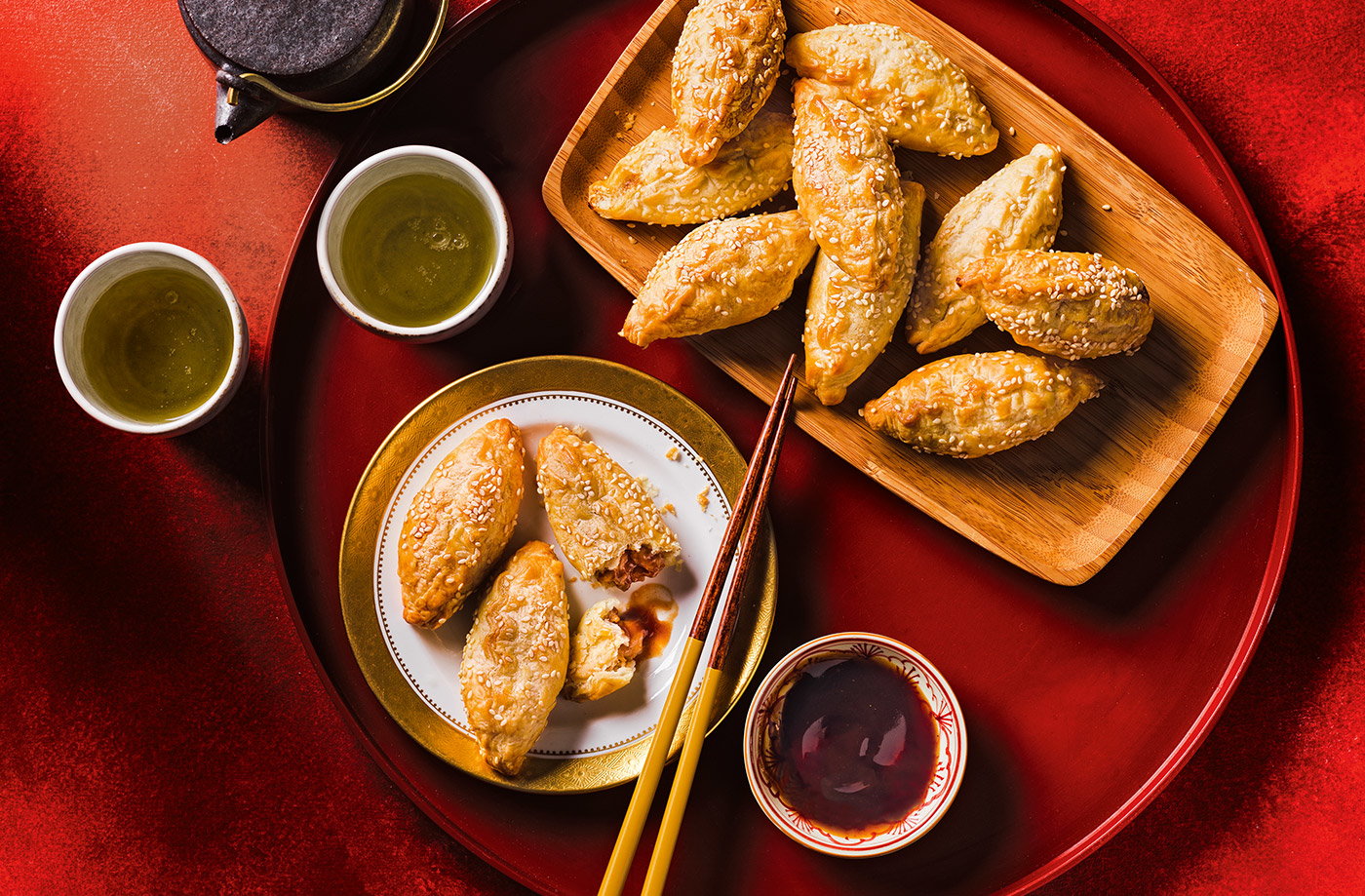 Spicy hoisin chicken baked dumplings