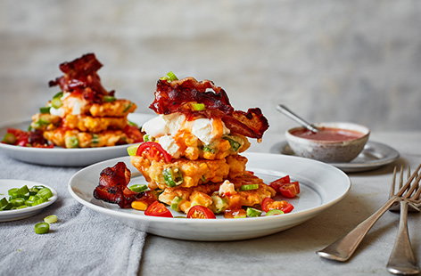Image of "Sweetcorn fritters with crispy bacon"