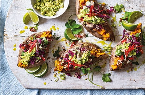 Image of "Baked sweet potatoes with tuna salsa"