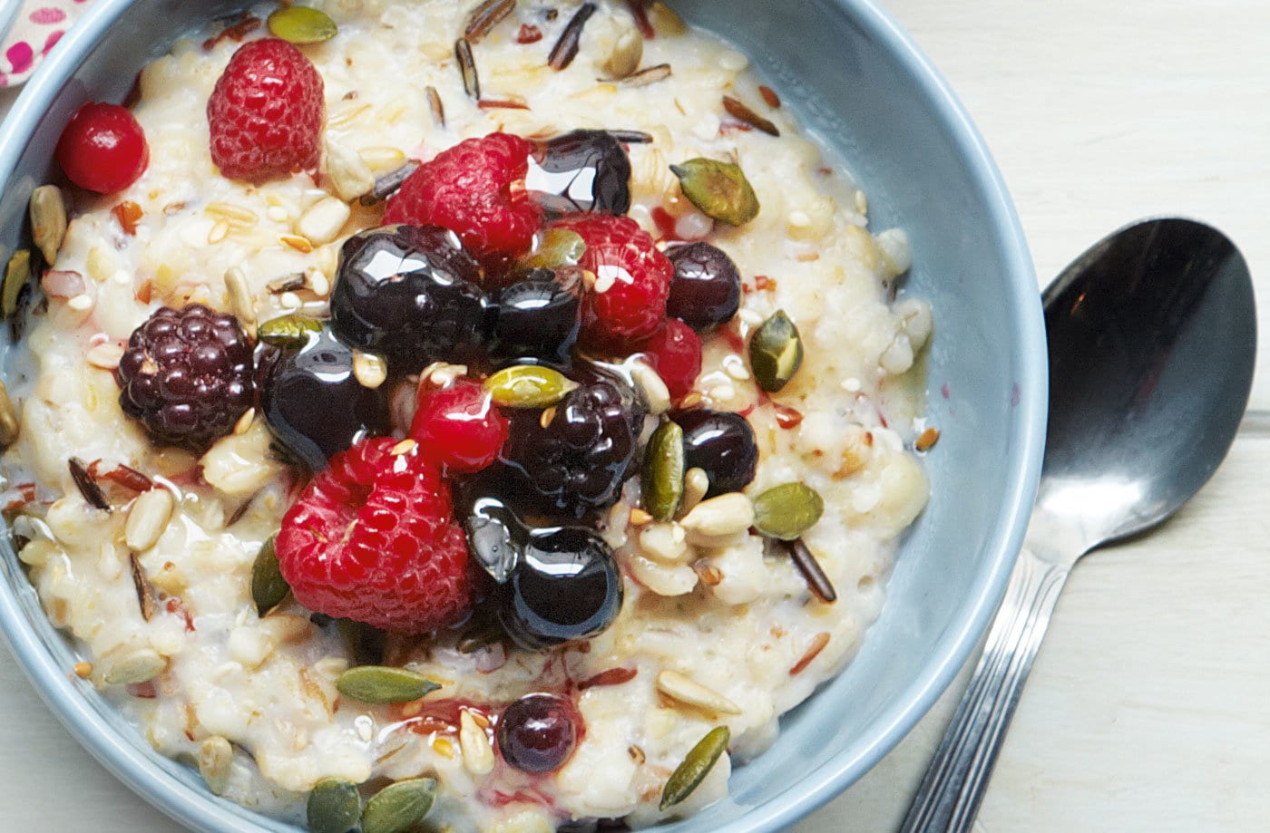 Seven-grain porridge with seeds and berries