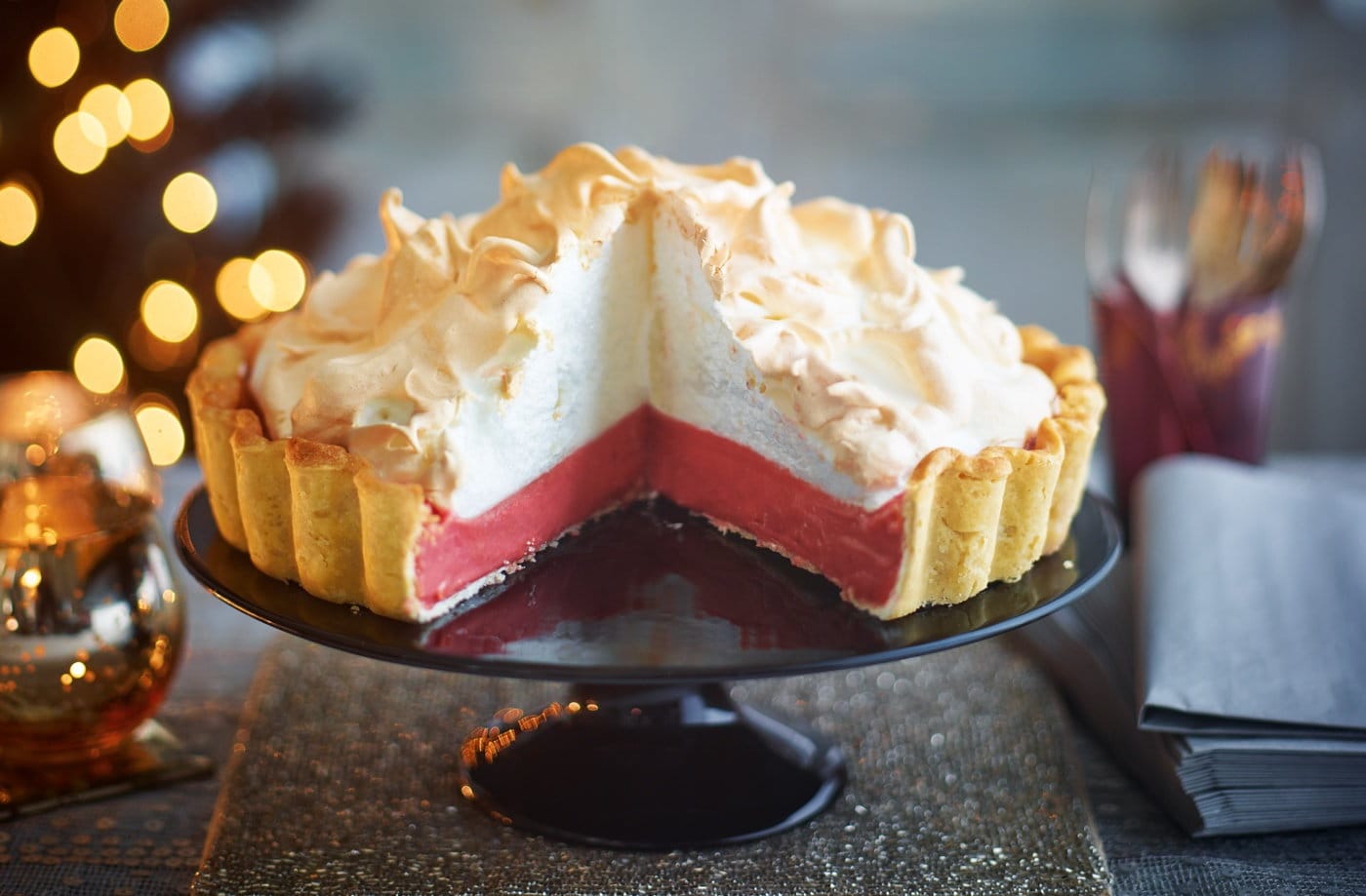 Cranberry meringue pie