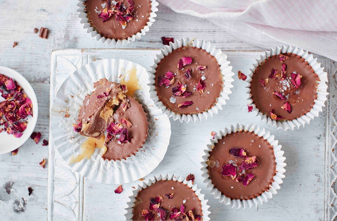 Peanut caramel cups