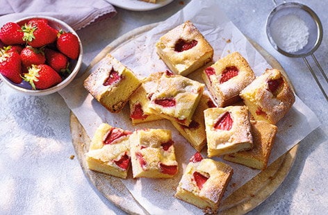 Image of "Strawberry blondies"