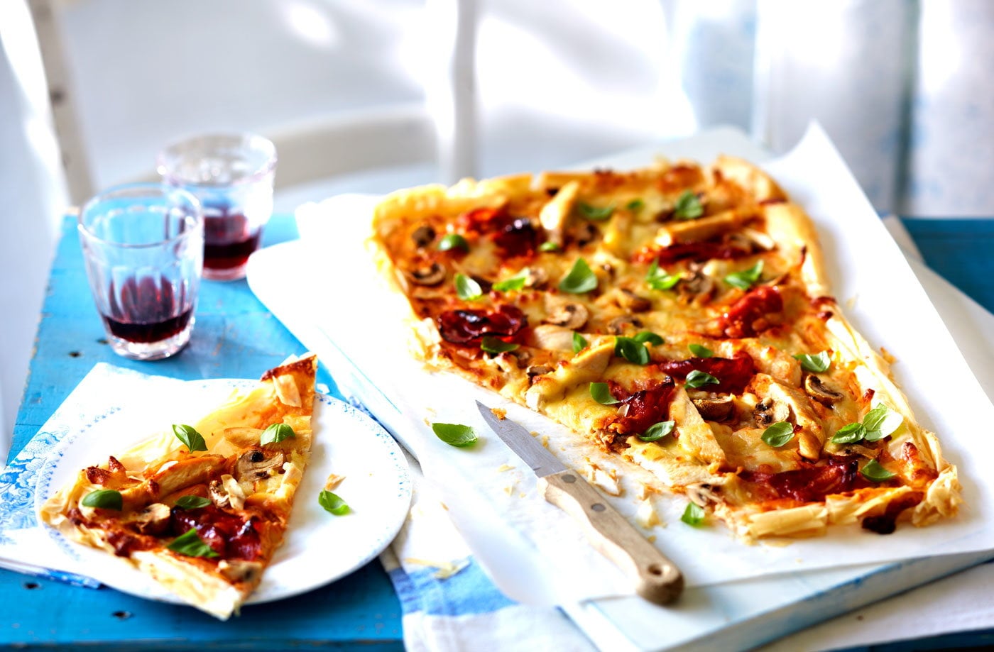Chicken filo pizzas