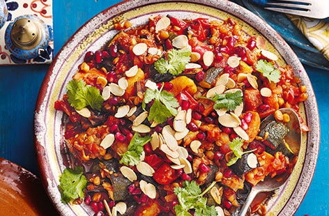 Image of "Apricot and honey vegetable tagine"