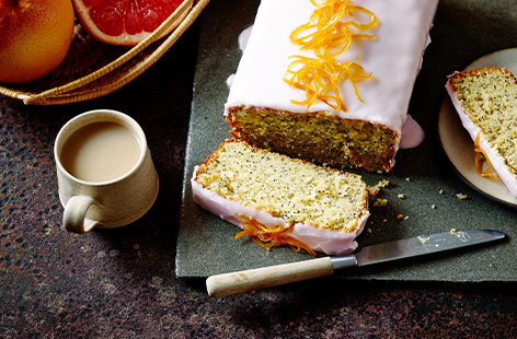 Image of "Red grapefruit and poppy seed loaf cake"