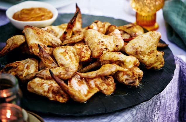 Chicken wings with smoked paprika mayo