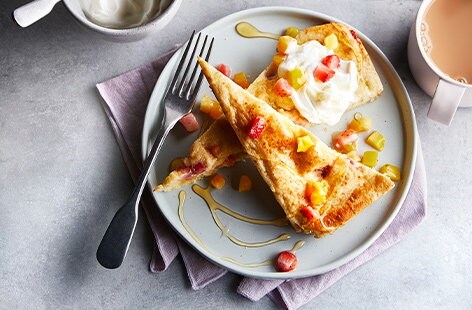 Image of "Fruity pancake traybake"