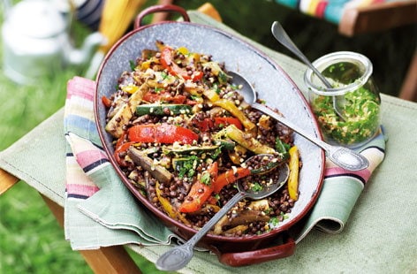 Lentil salad with summer vegetables