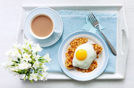 Image of "Barbecue beans on toast with an egg"
