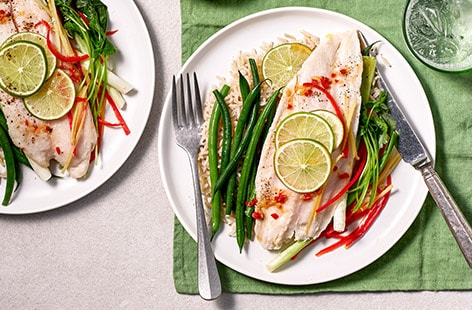 Image of "Basa with brown rice and green beans"