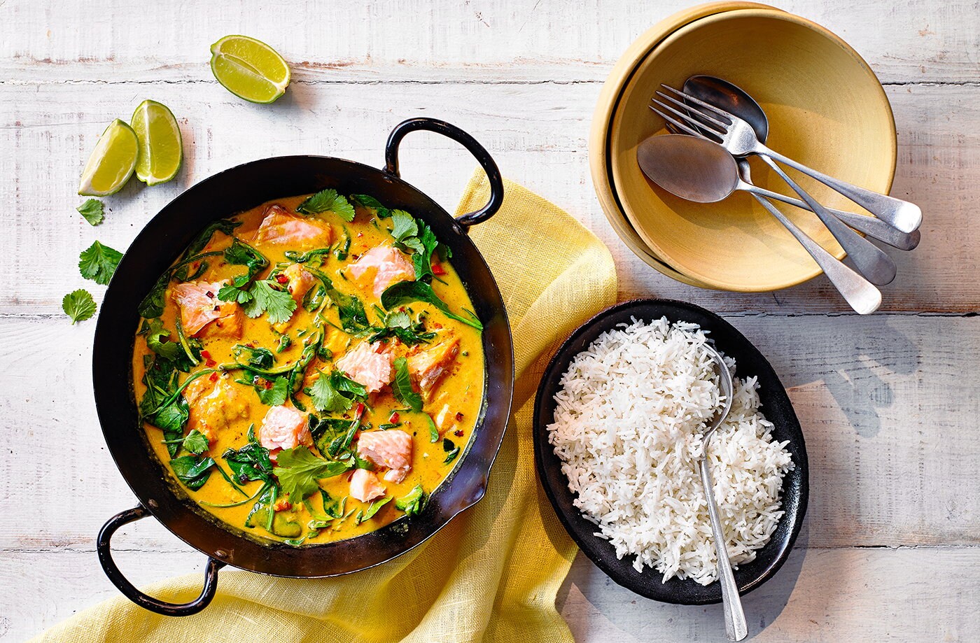 Coconut and spinach salmon curry