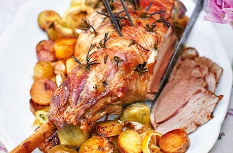 Image of "Roast lamb with artichokes, rosemary, lemon and potatoes"