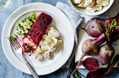 Image of "Beetroot salmon with potato salad and cucumber pickle"