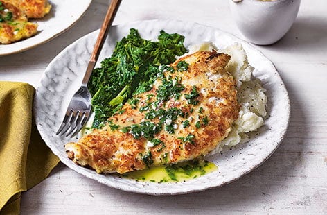 Image of "Chicken schnitzel with 'Kiev' mash"