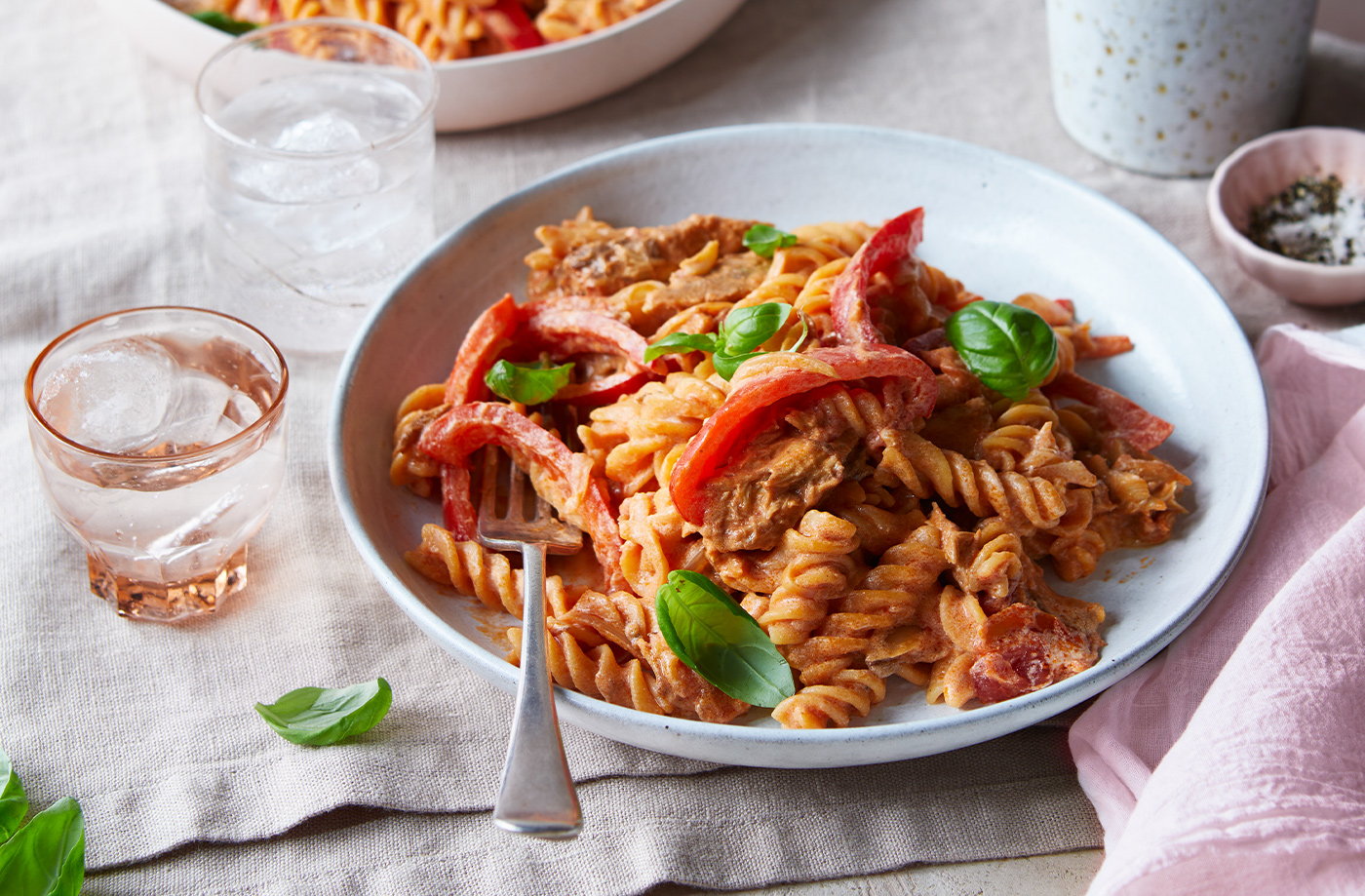 Mackerel and red lentil fusilli with creamy pepper sauce