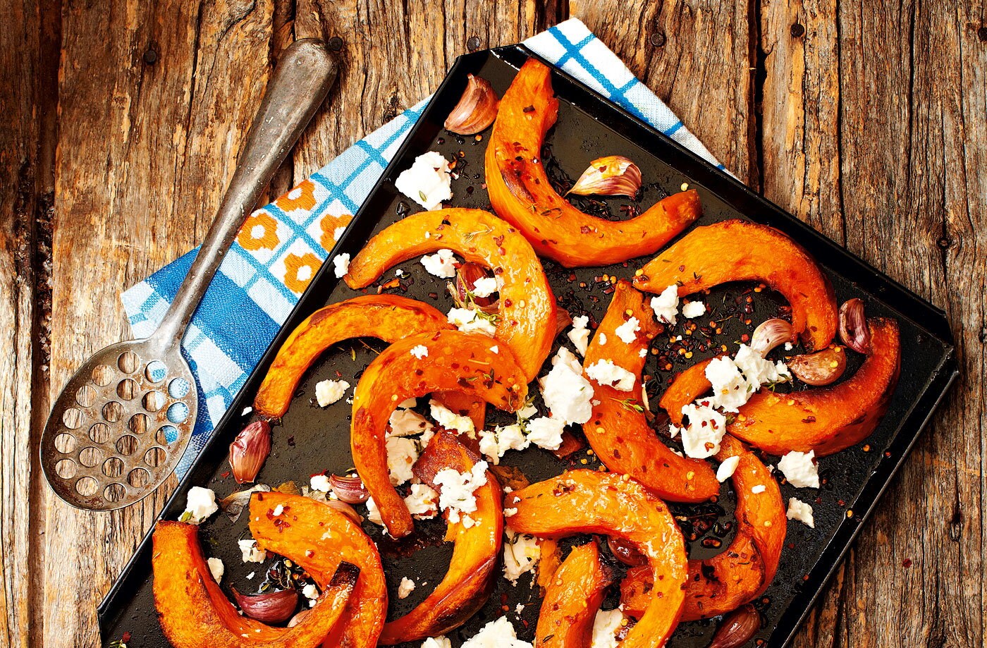 Roasted pumpkin wedges with feta and thyme