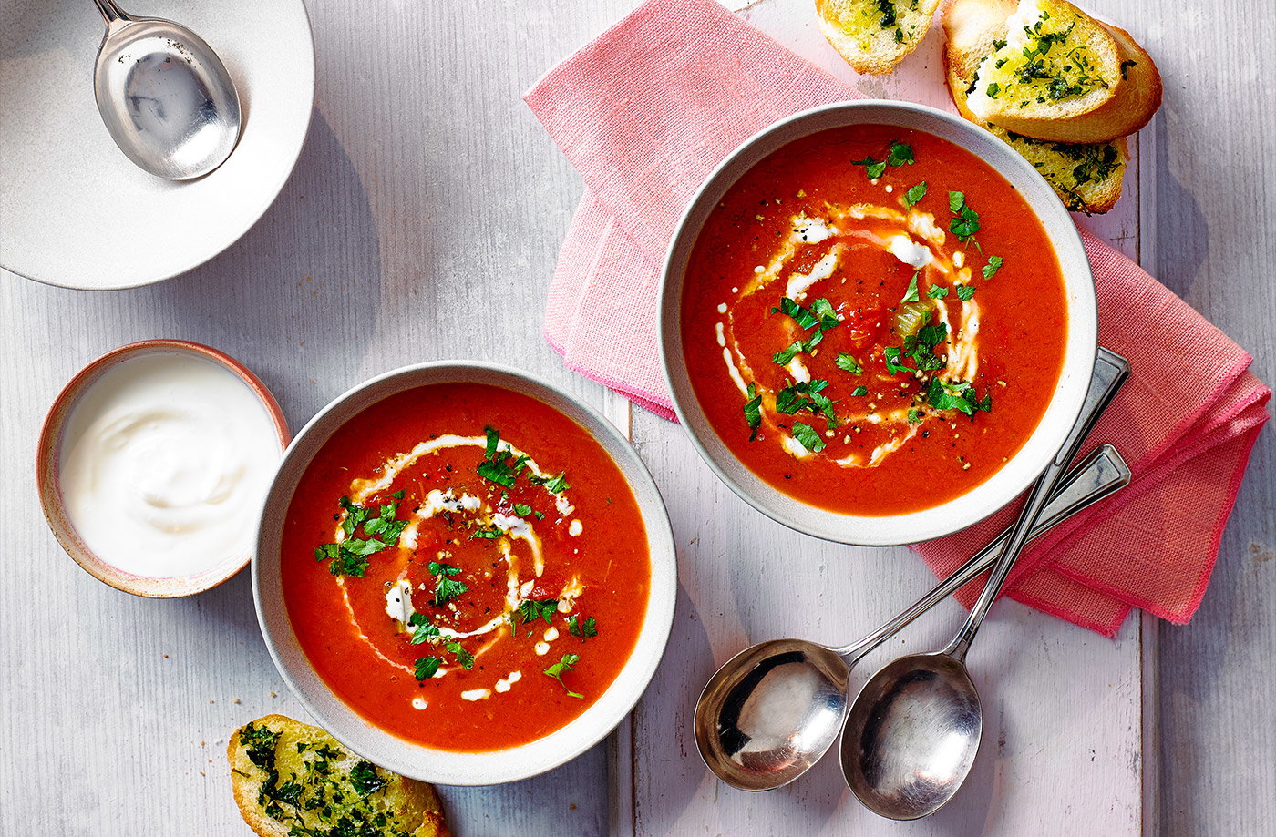 Smoky roasted pepper soup with garlic bread