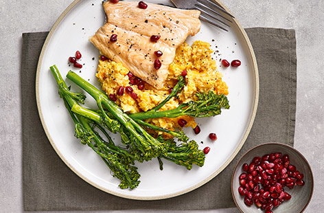 Image of "Roast salmon with butternut houmous mash"