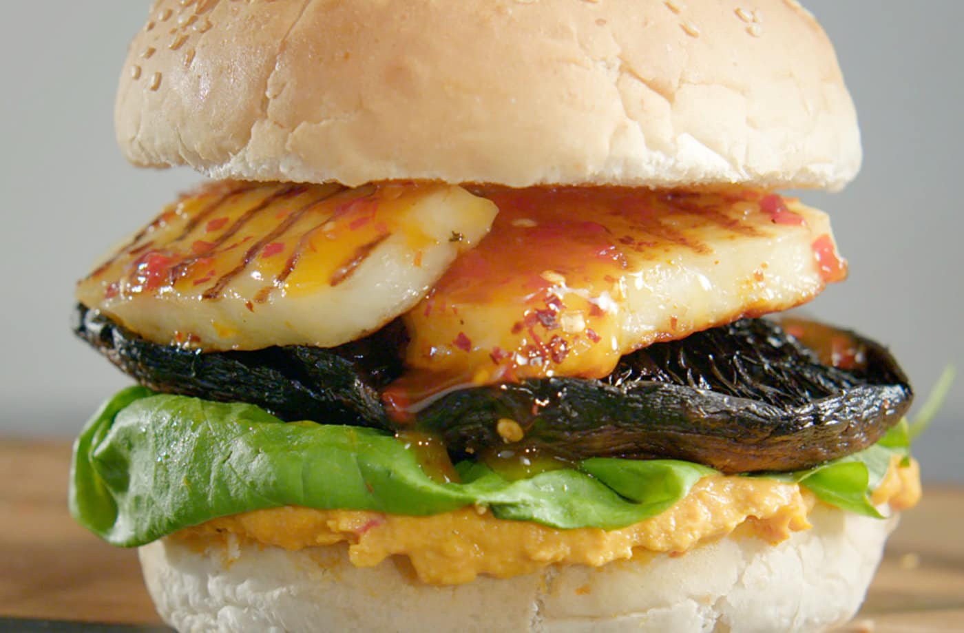 Halloumi and mushroom burgers