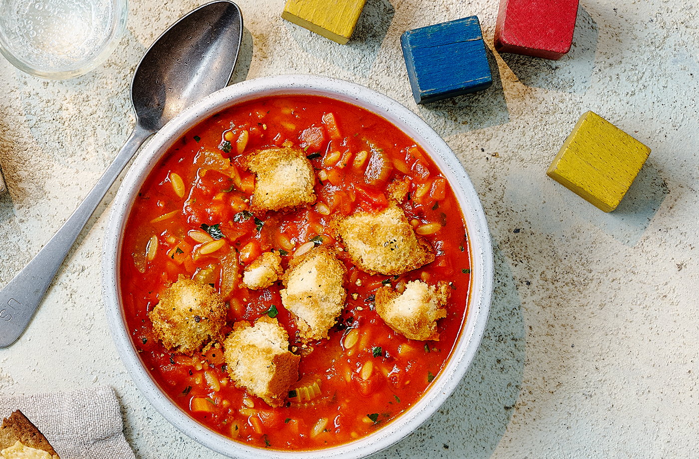 Quick orzo minestrone