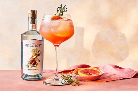 Image of "Rosemary and grapefruit gin fizz"
