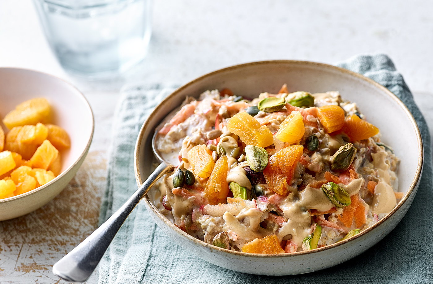 Spiced carrot and apricot overnight oats