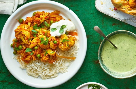 Image of "Cauliflower and pea curry"