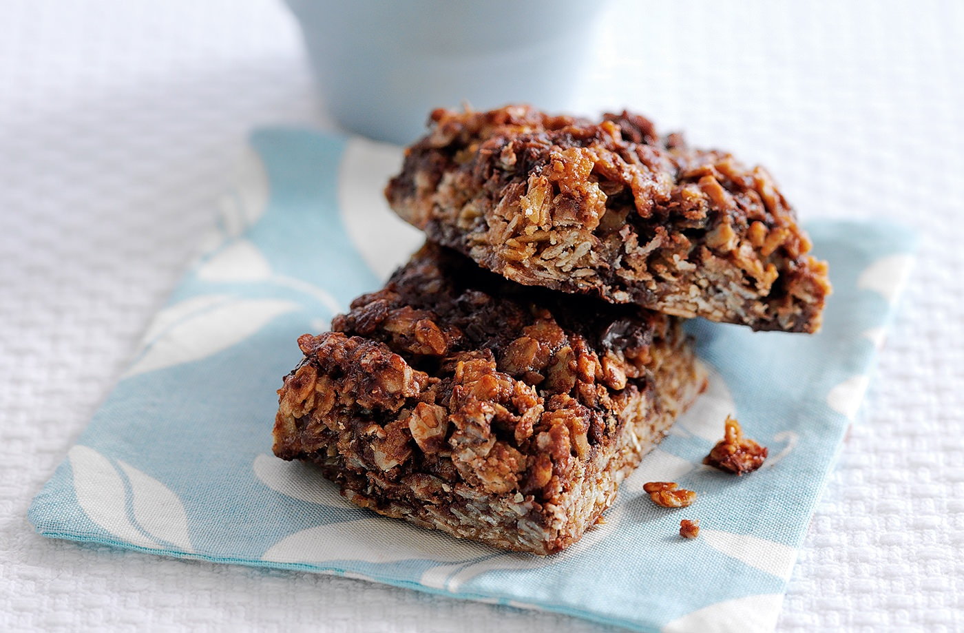 Peanut butter and choc-chip flapjacks 