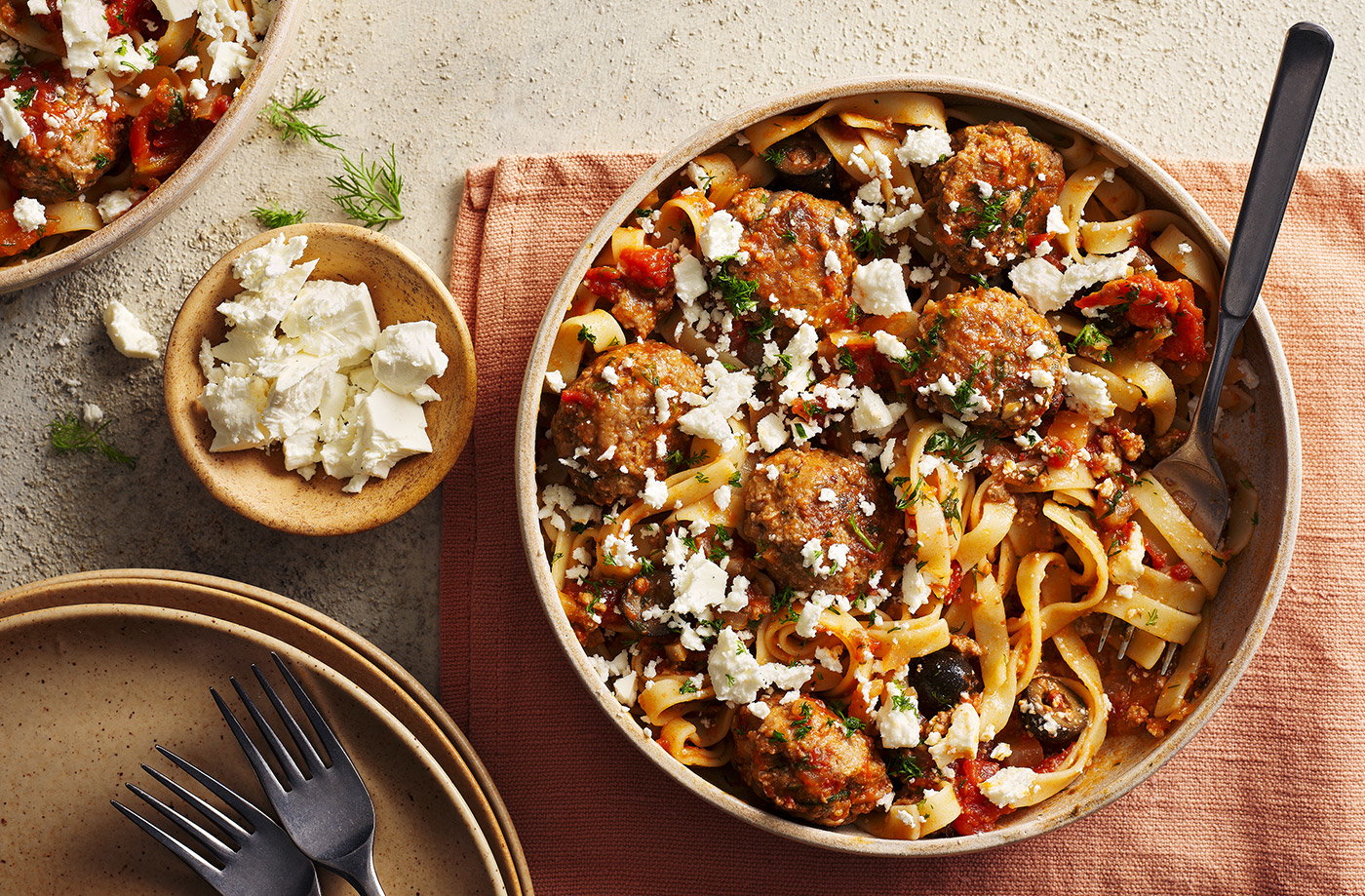 Lamb meatballs with cheese and dill