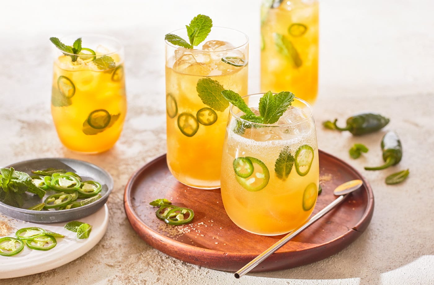 Spicy mango mojito