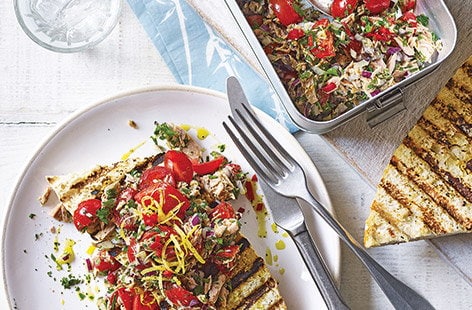 Image of "Tuna and tomato toasts"