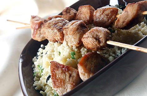 Image of "Chicken kebabs with lemon and coriander couscous"