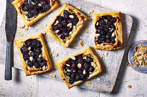 Image of "Blueberry Bakewell tarts"