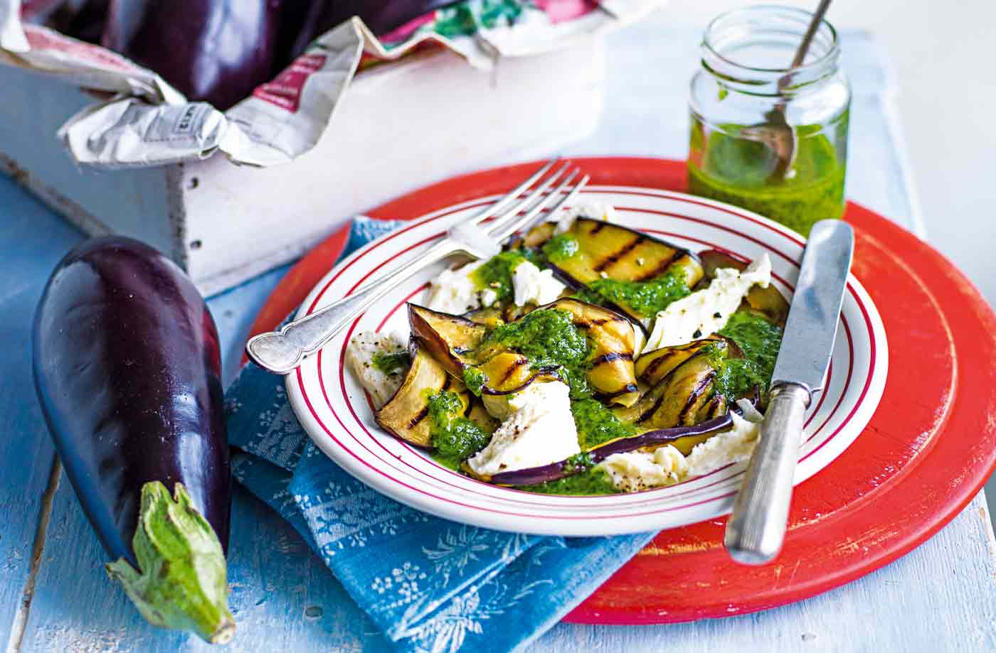 Grilled aubergine with almond and parsley pesto