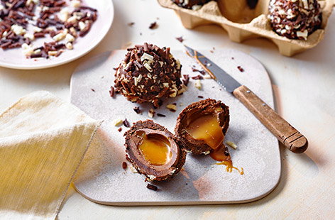 Caramel chocolate 'scotch eggs'