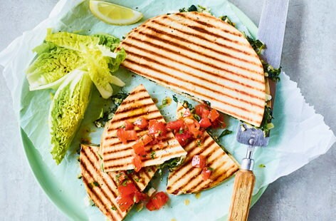 Image of "Barbecued spinach and feta flatbreads"