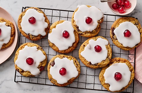 Image of "Cherry Bakewell cookies"
