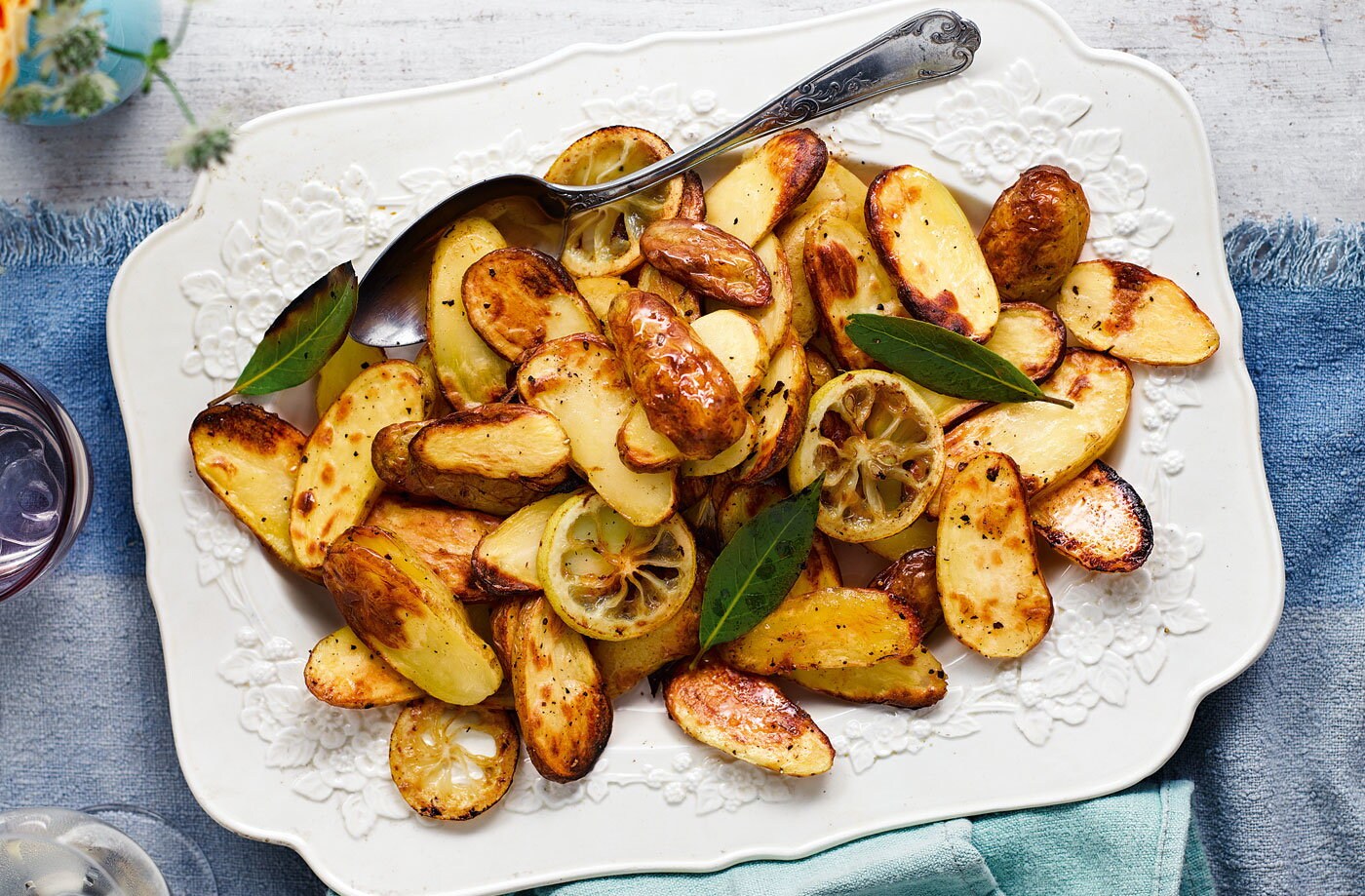 Roast potatoes with lemon and bay