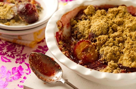 Image of "Gluten-free plum, quinoa and oat crumble"