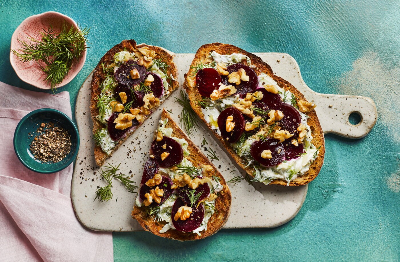 Beetroot rye toasts with dill and cucumber yogurt