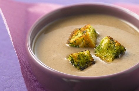 Image of "Cream of mushroom soup with parsley croutons"