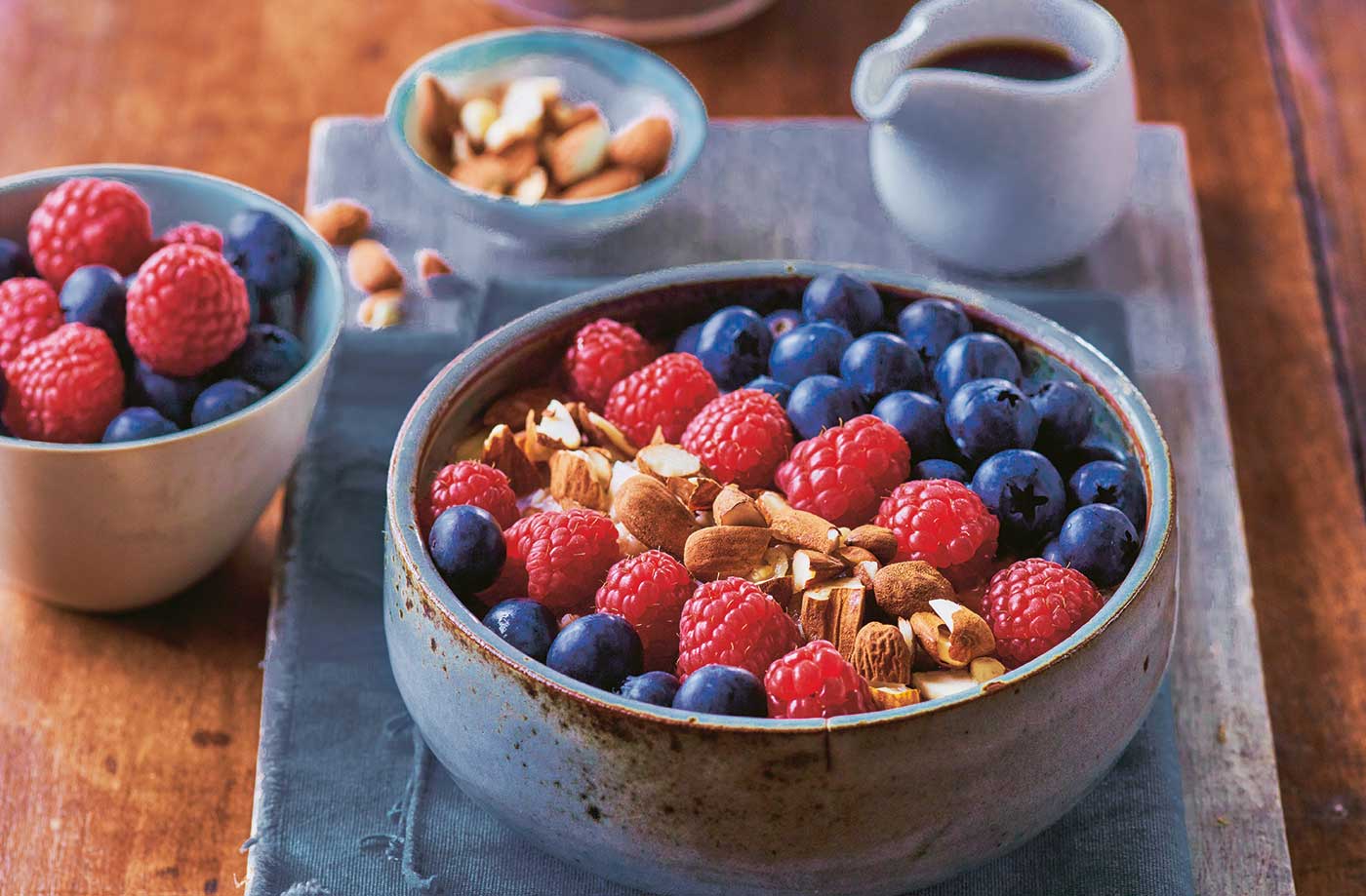 Berry almond vanilla oatmeal crunch